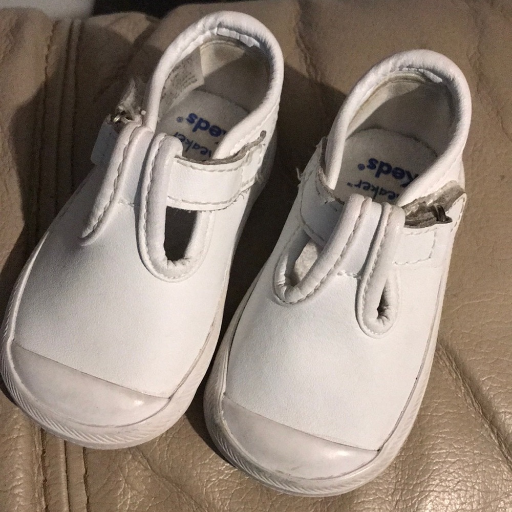 Girls White Ked’s! 🤍🤍